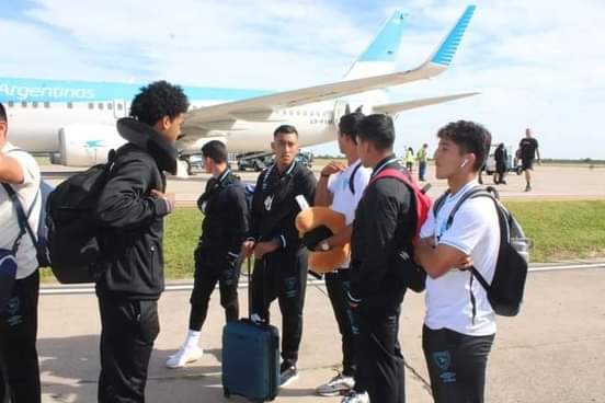 VAN LLEGANDO SELECCIONES A SANTIAGO: SOLO A CUATRO DIAS DEL INISIO DEL MUNDIAL SUB20 DE FÚTBOL