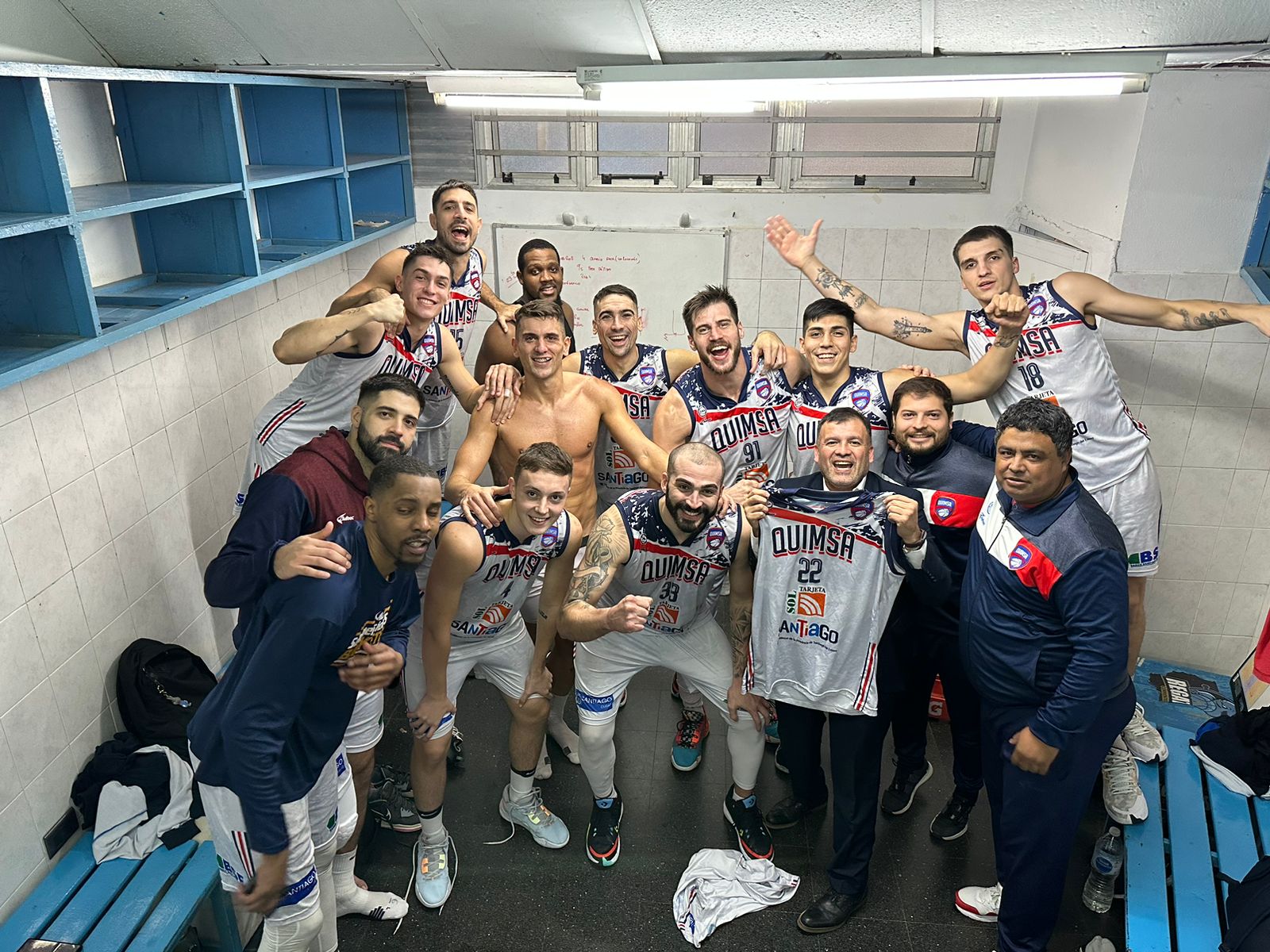 QUIMSA A SEMIFINAL DE LA LIGA NACIONAL BARRIO LA SERIE ELIMINANDO  A REGATAS DE CRRIENTES