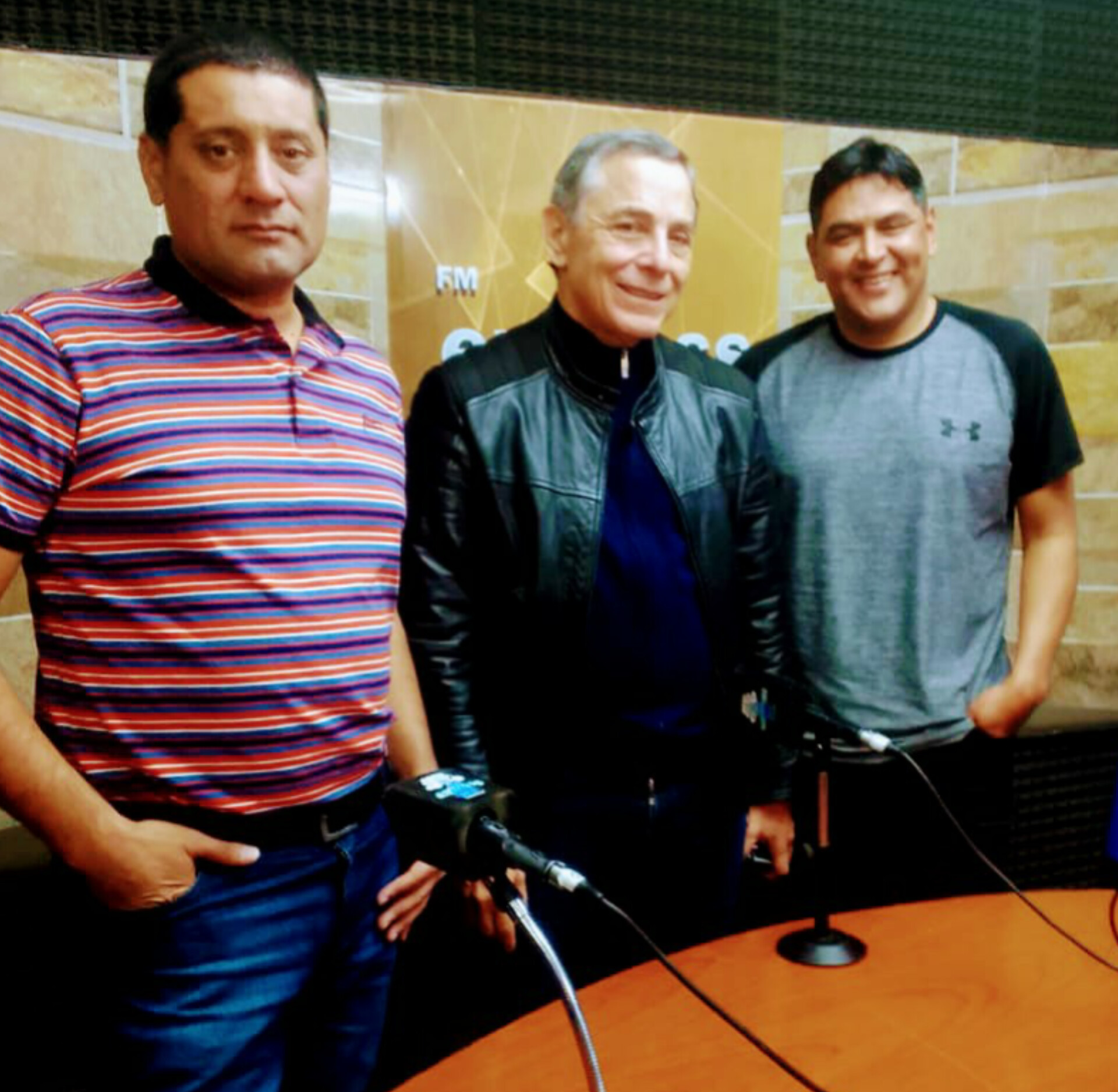 EL PRESIDENTE  DE CENTRAL CORDOBA JOSE ALFANO, EL PROFESOR ESTEBAN CARRIZO JUNTO A JOSE JUAREZ EN SEGUI EN LA TARDE: IMPERDIBLE