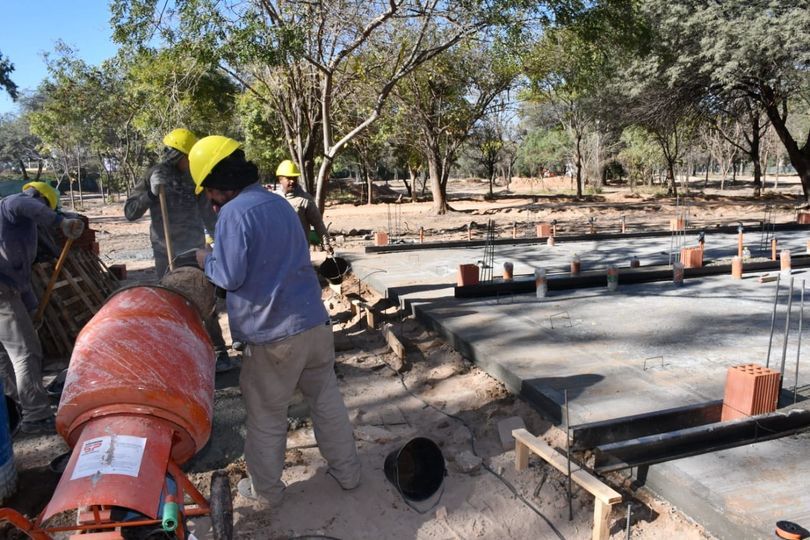 La Municipalidad lleva adelante la obra para ampliar zonas recreativas y de deportes en el parque Aguirre