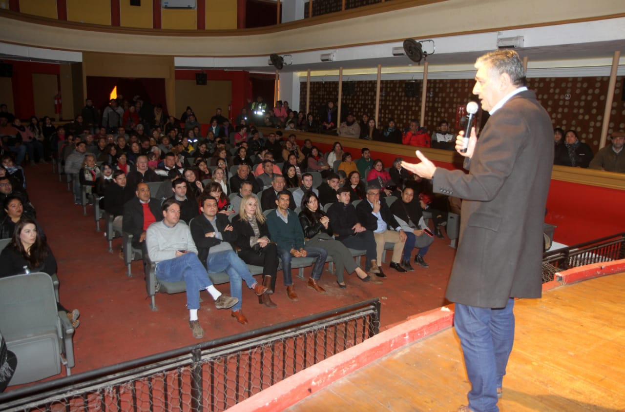 El intendente Roger Nediani realizó el relanzamiento de la aplicación “La Banda en Movimiento”