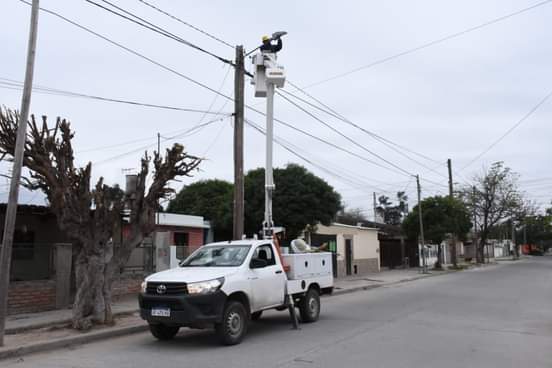 La Municipalidad continúa con su plan de mantenimiento del alumbrado público