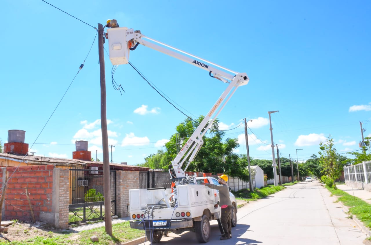La Municipalidad ejecuta la reconversión lumínica a LED en el barrio Virgen de Guadalupe