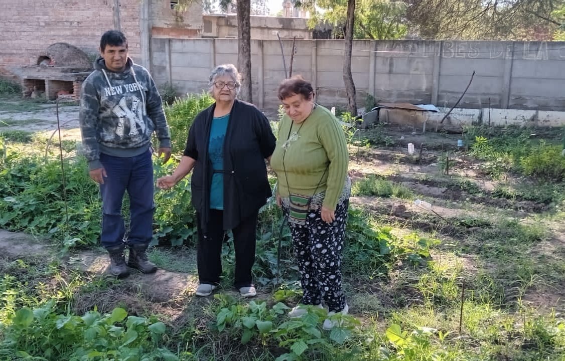 La Municipalidad, la Unse y el Inta capacitarán en huertas a familias de la Capital