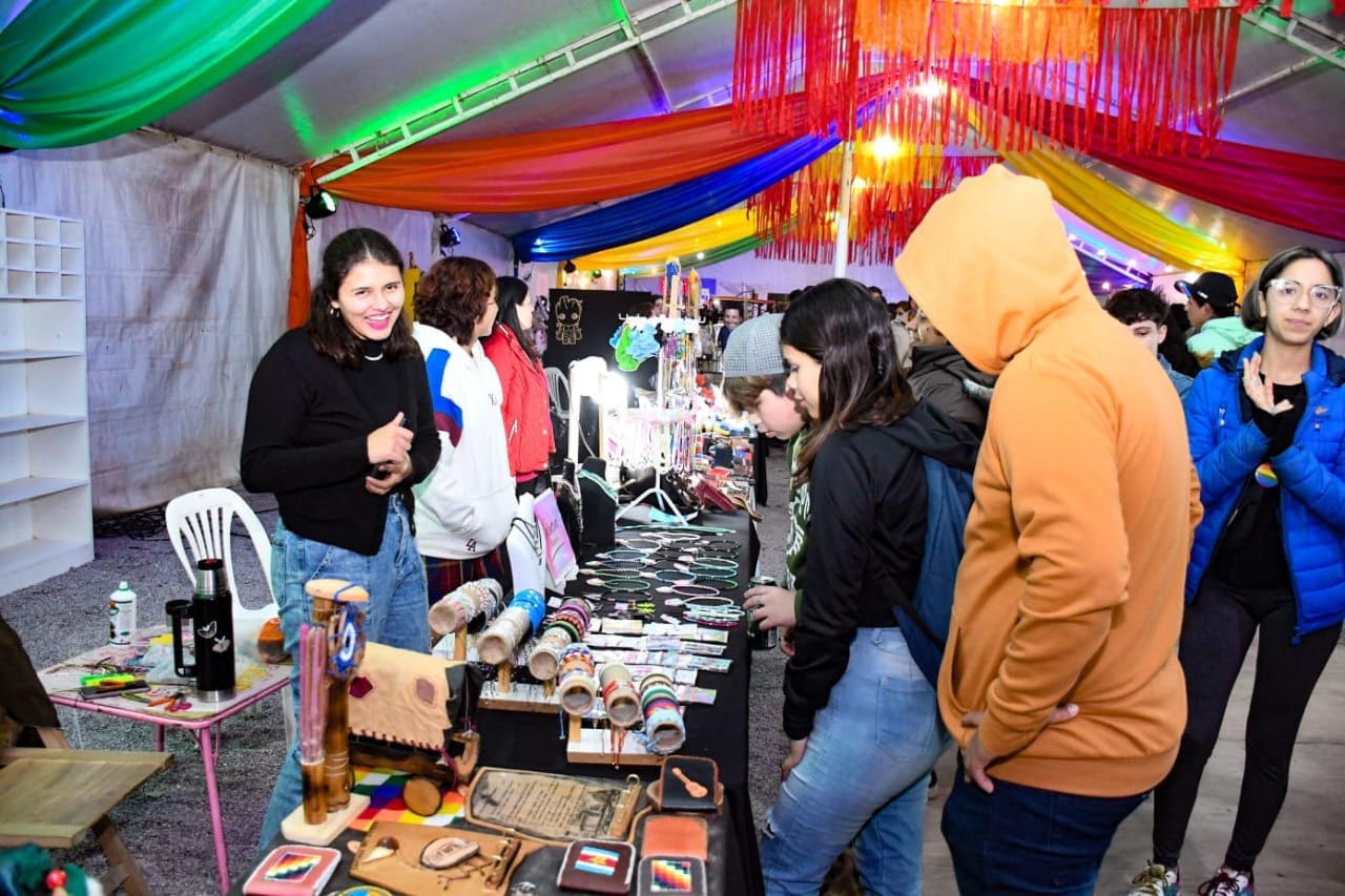 Cultura de la Municipalidad convoca a la pre-inscripción de la Feria Artesanal 2024