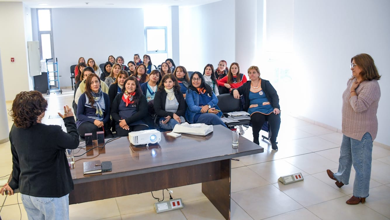 Los jardines de infantes de la Municipalidad continúan con las capacitaciones