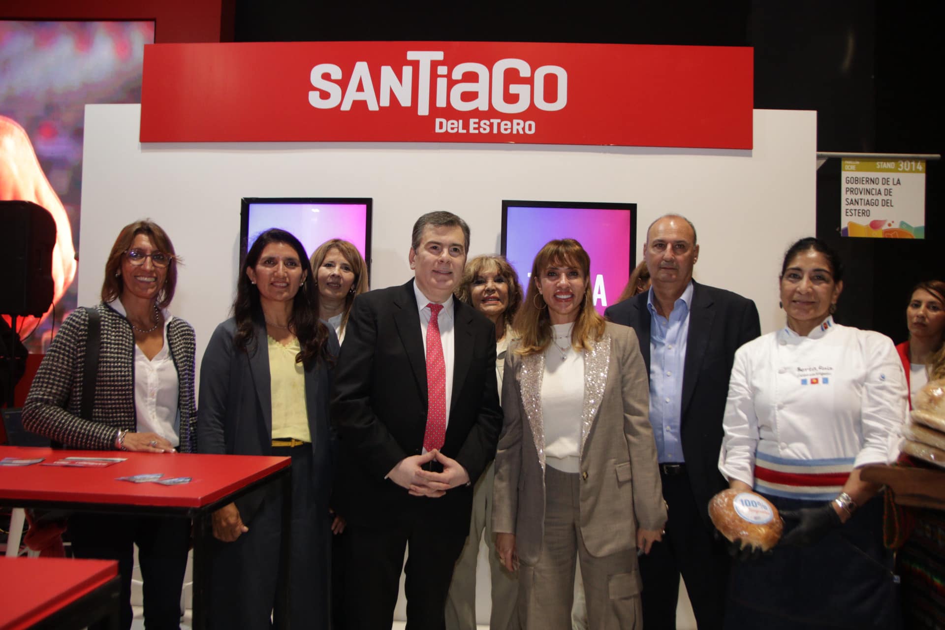 El gobernador Gerardo Zamora  participo de las actividades organizadas en la 48ª Feria del Libro de Buenos Aires con motivo del Día de Santiago del Estero