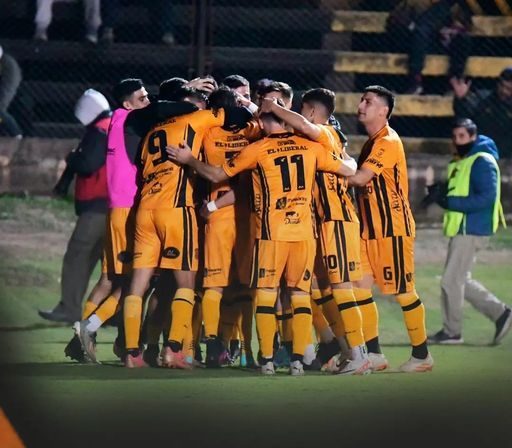 PARA SEGUIR DE RACHA: MITRE VISITA EN TRES DE FEBRERO ALMAGRO DESDE LAS 15:30
