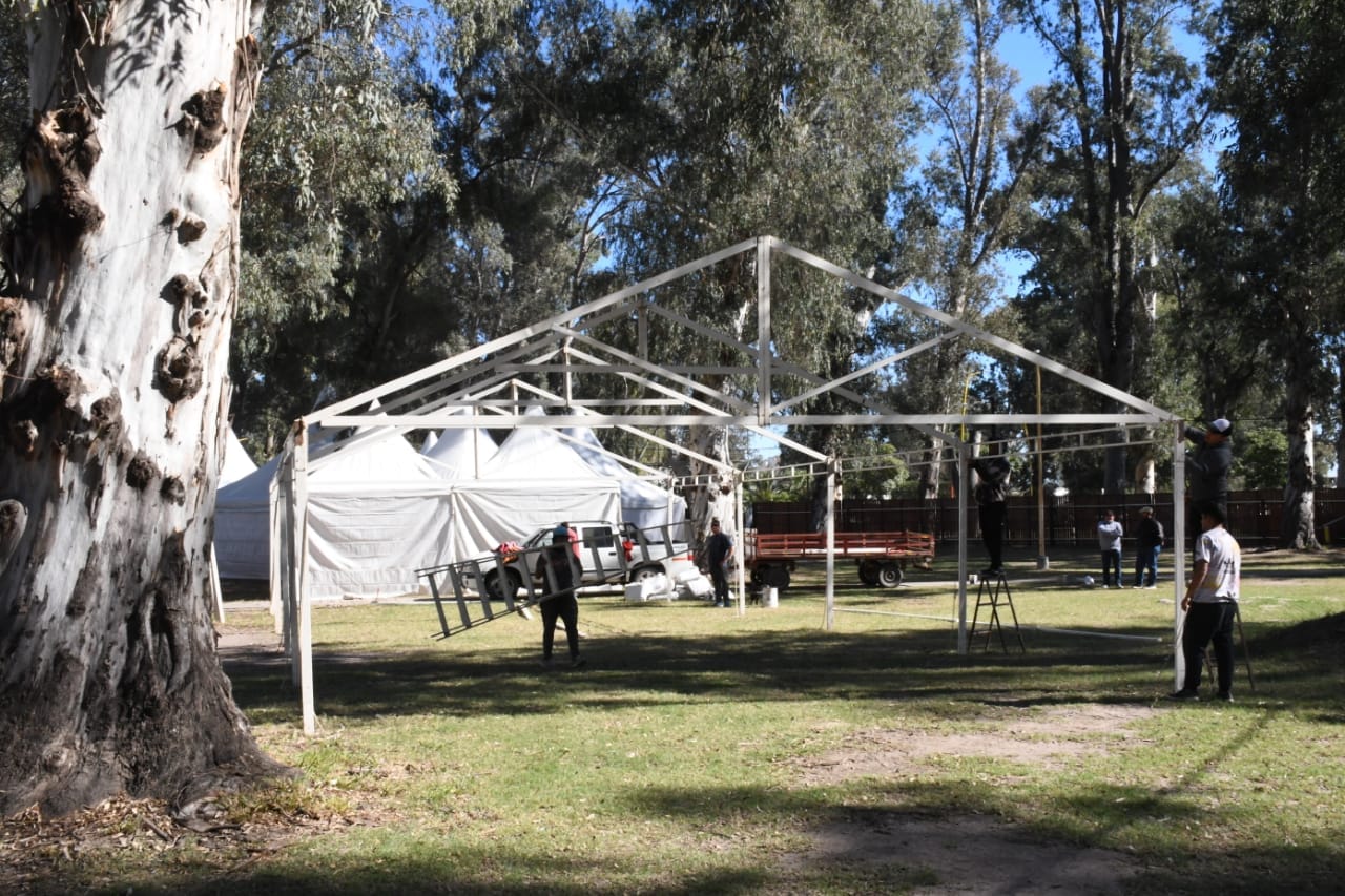 Se definen los últimos detalles para el inicio de la feria artesanal