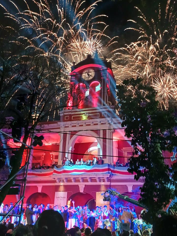 FELIZ ANIVERSRIO MADRE DE CIUDADES: Postales de una hermosa noche para festejarlos 471 años de la Madre de Ciudades