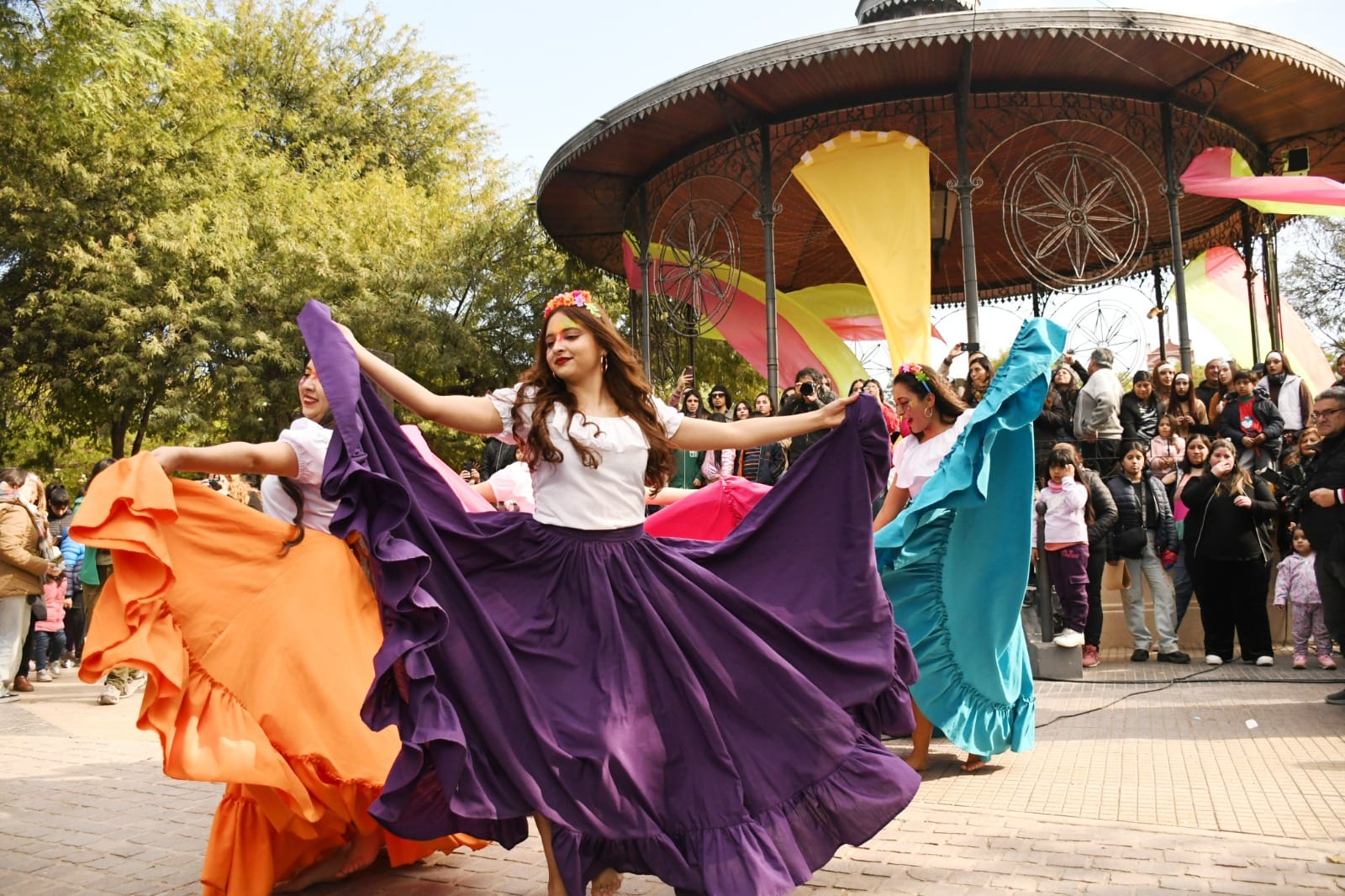 Expresión cultural y artística en las calles de la MADRE DE CIUDADES